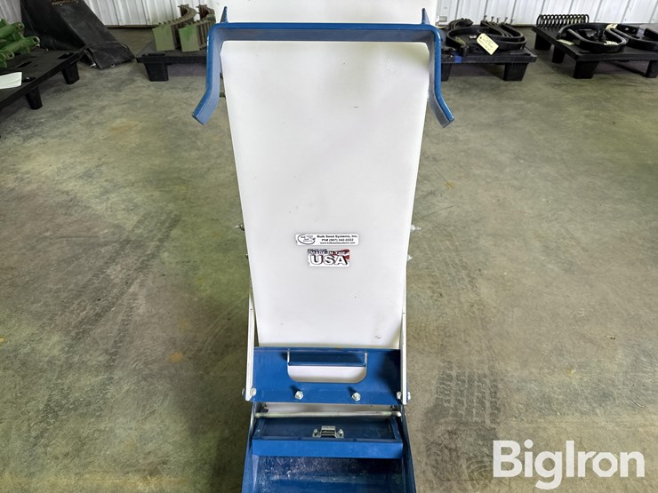 bulk-seed-systems-pro-chute-ii-seed-box-discharge-chute-image-9