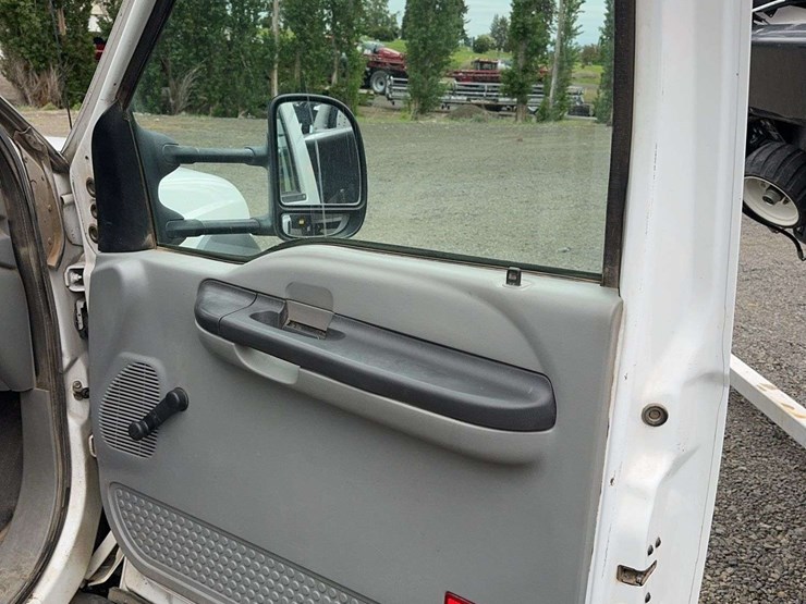 2007-ford-f450-image-42