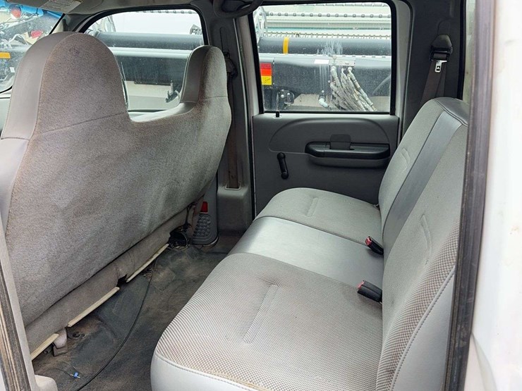 2007-ford-f450-image-46