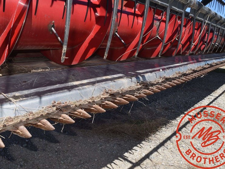 2012-case-ih-3020-image-32