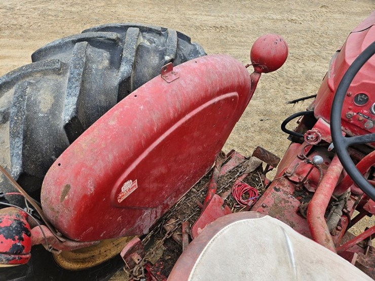 massey-ferguson-44-image-19