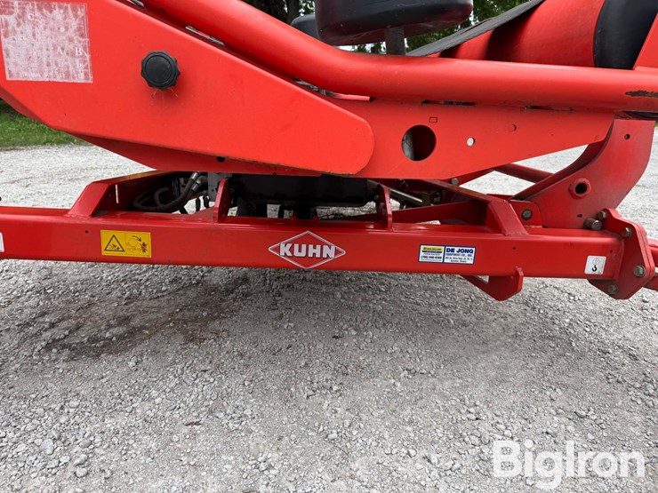 2011-kuhn-rw1400-image-17
