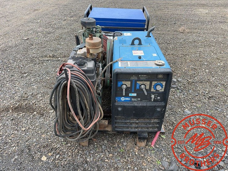 bobcat-225-image-5