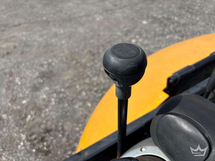 2019-jcb-8029cts-image-26