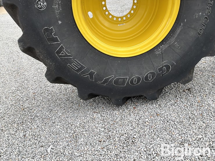 john-deere-r-image-12