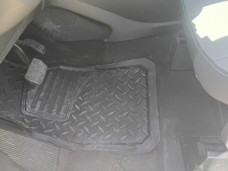 2017-ford-escape-image-32