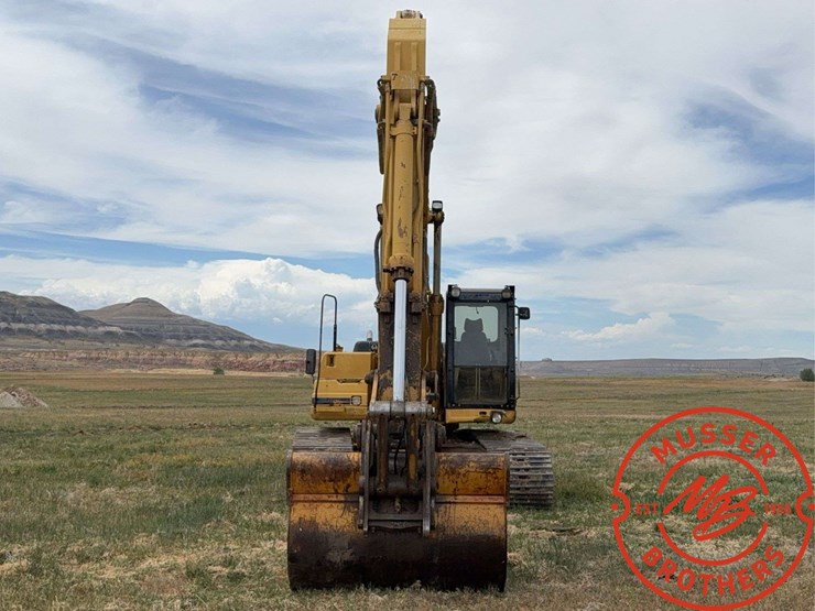 caterpillar-325b-image-8