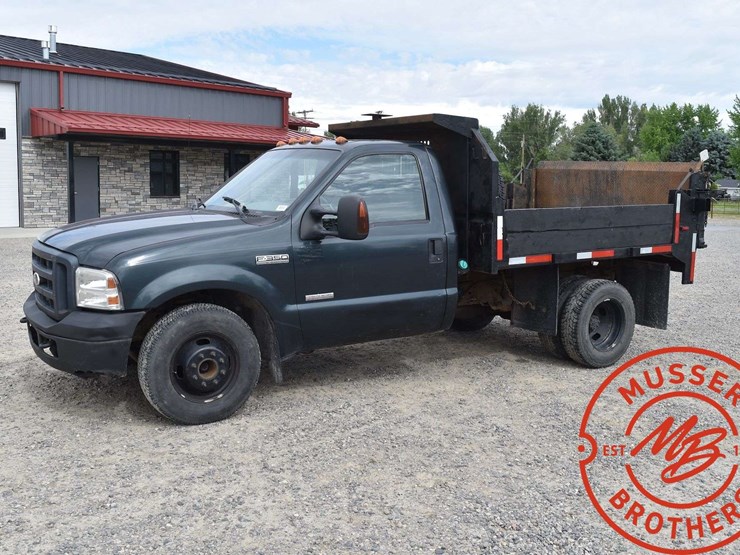 2006-ford-f350-image-3