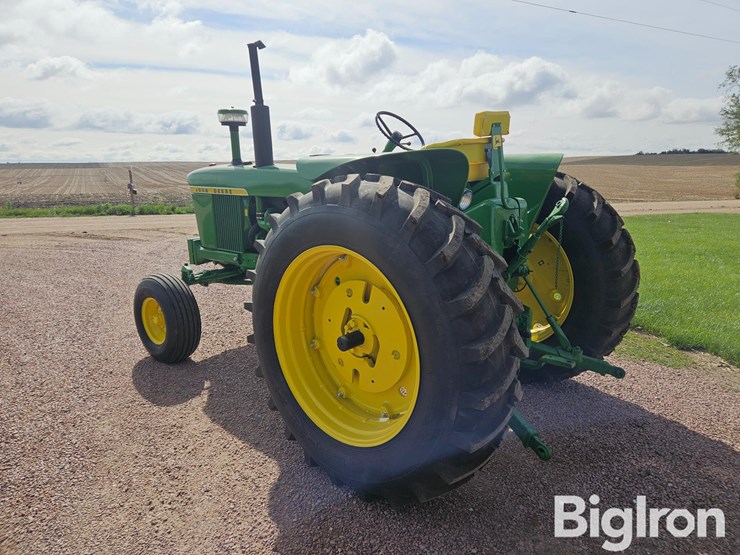 1961-john-deere-4010-image-7