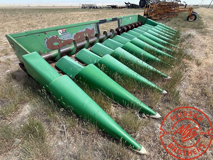 john-deere-1222-image-2