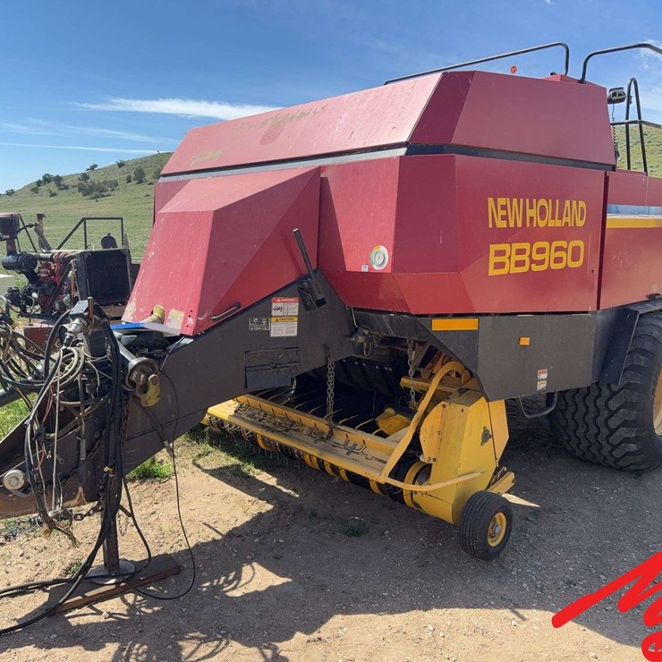 2001 NEW HOLLAND BB960S