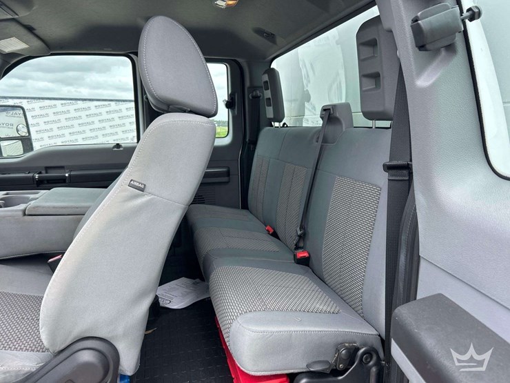 2016-ford-f550-image-22