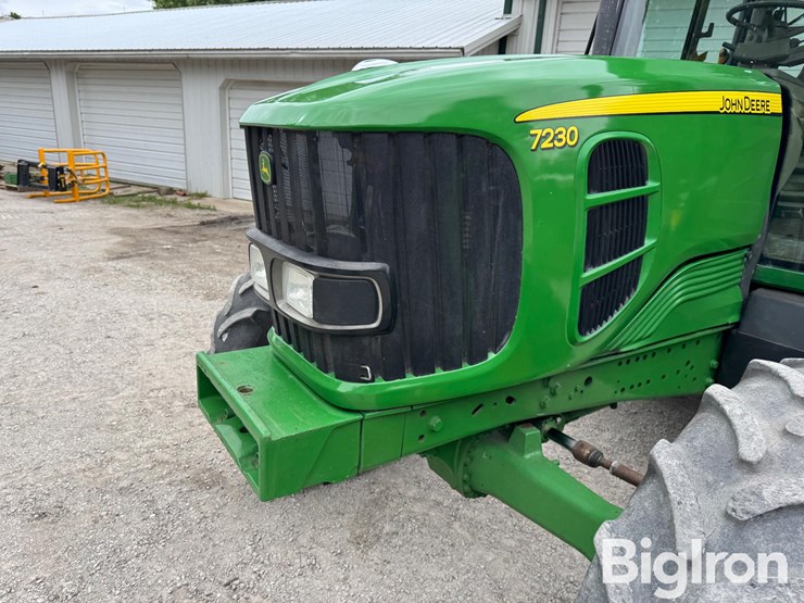 john-deere-7230-image-12