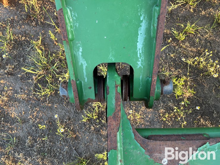 2014-john-deere-2620-image-14
