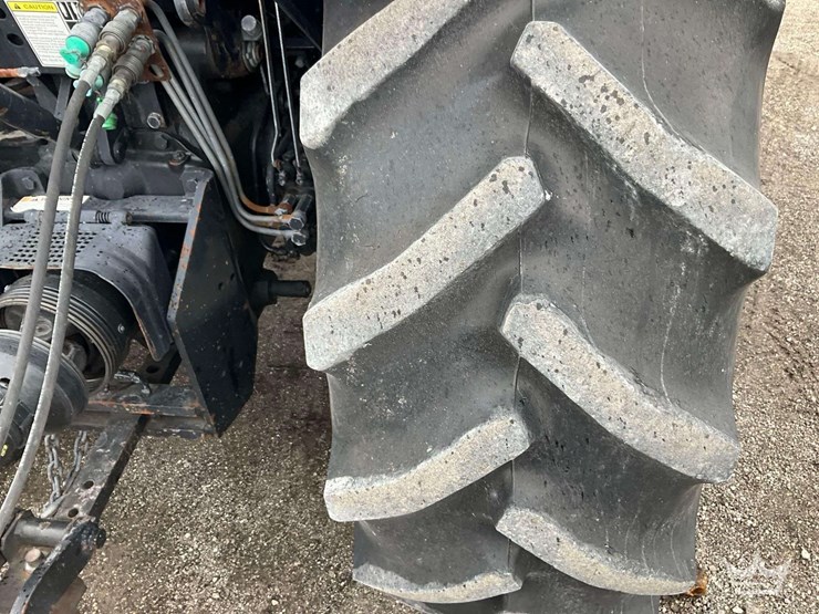 new-holland-td5050-image-26