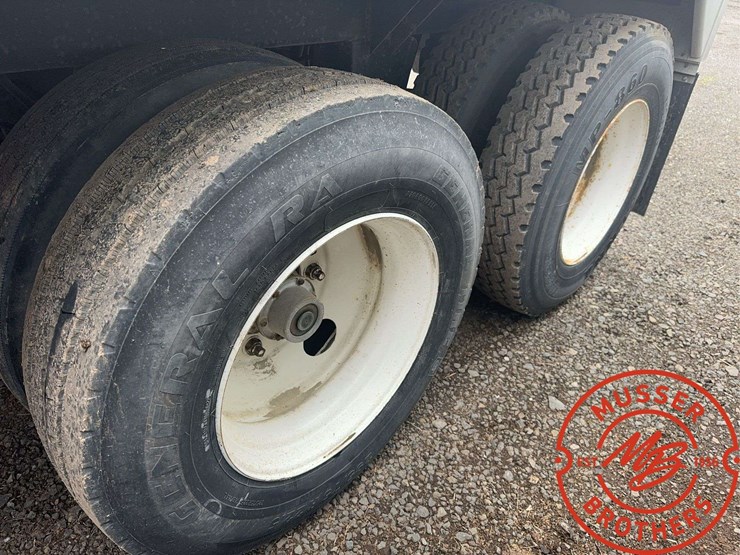 1992-wilson-grain-trailer-image-13
