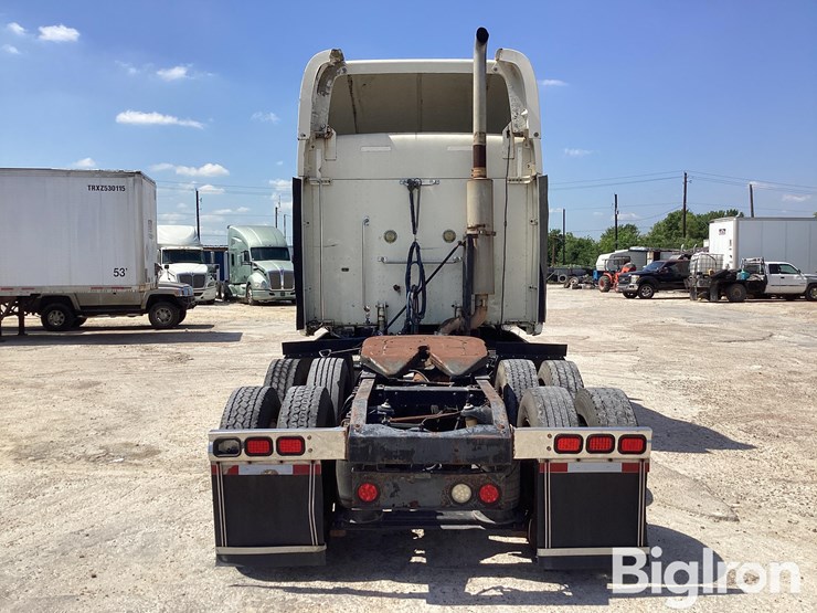 2003-peterbilt-387-image-6