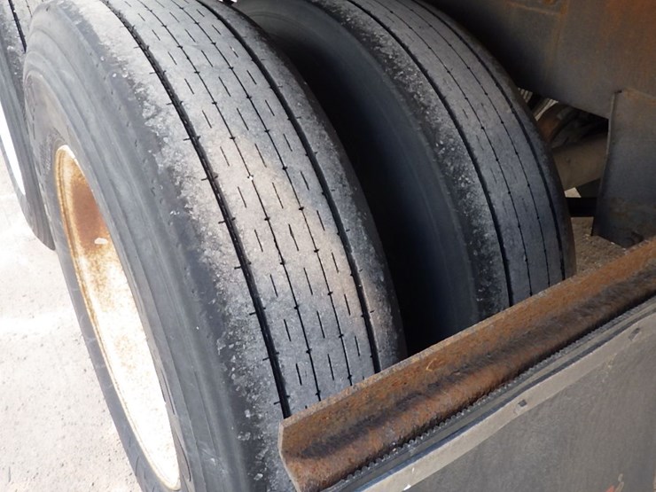 2013-utility-3000r-image-24
