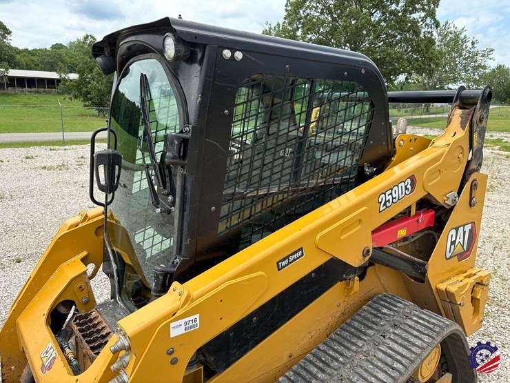 2022-caterpillar-259d3-image-11