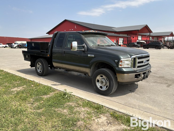 2006-ford-f350-xlt-image-3