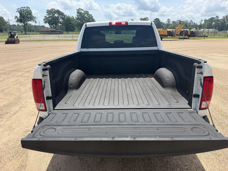 2015-dodge-ram-1500-image-5