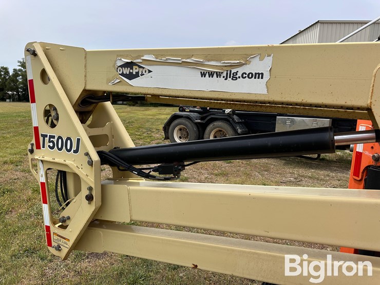 2012-jlg-t500j-image-12