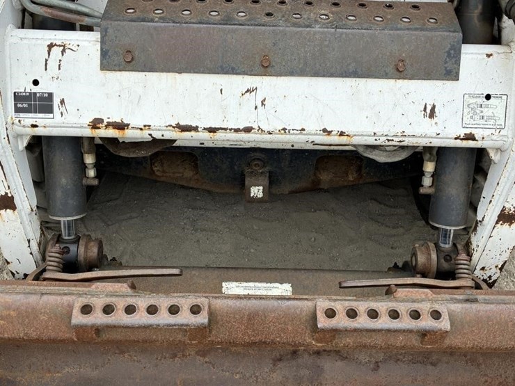 2008-bobcat-s150-image-8