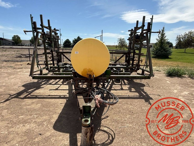john-deere-1010-image-2