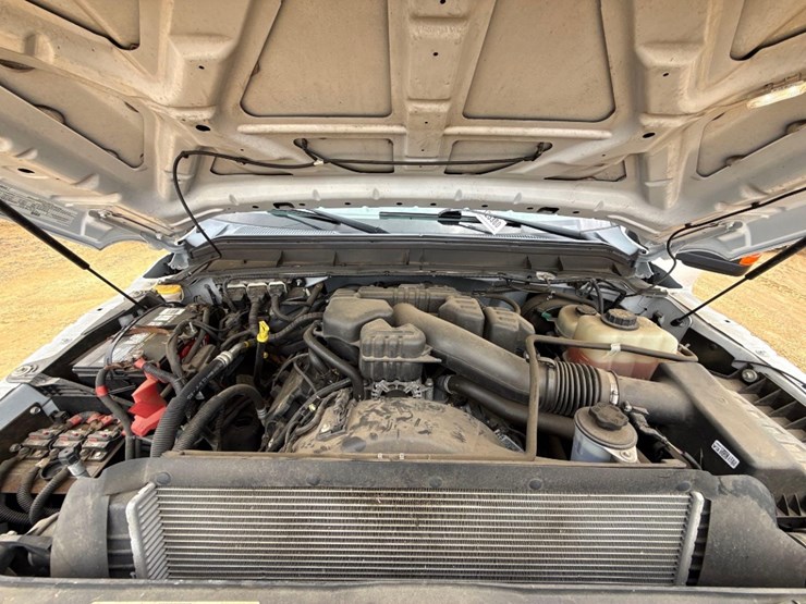 2016-ford-f350-image-22