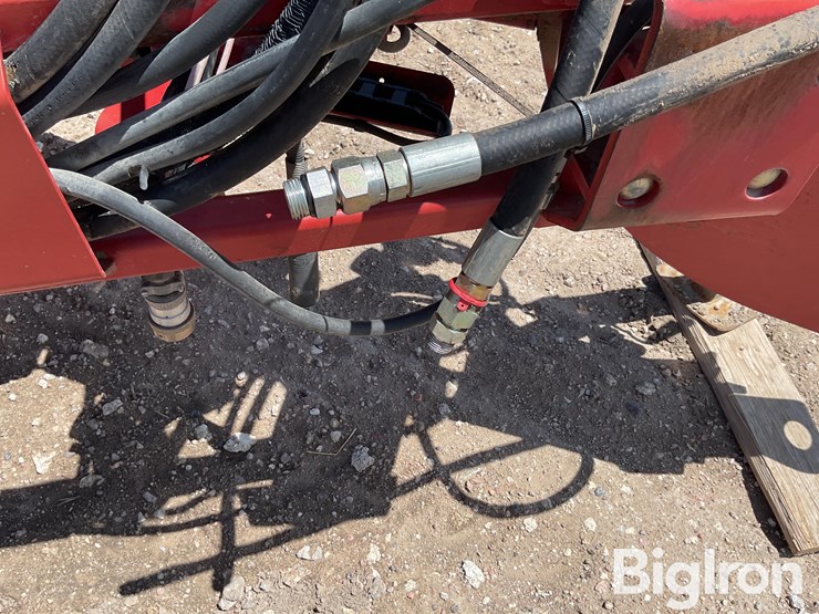 case-ih-1200-image-10