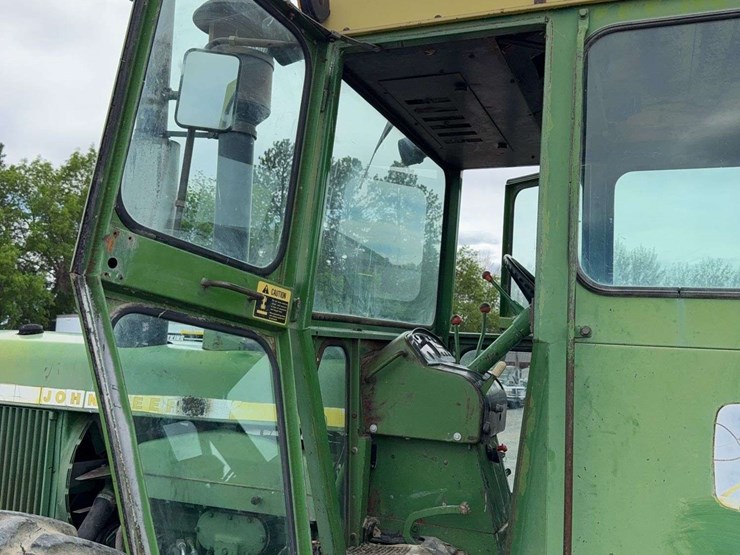 1975-john-deere-7020-image-32