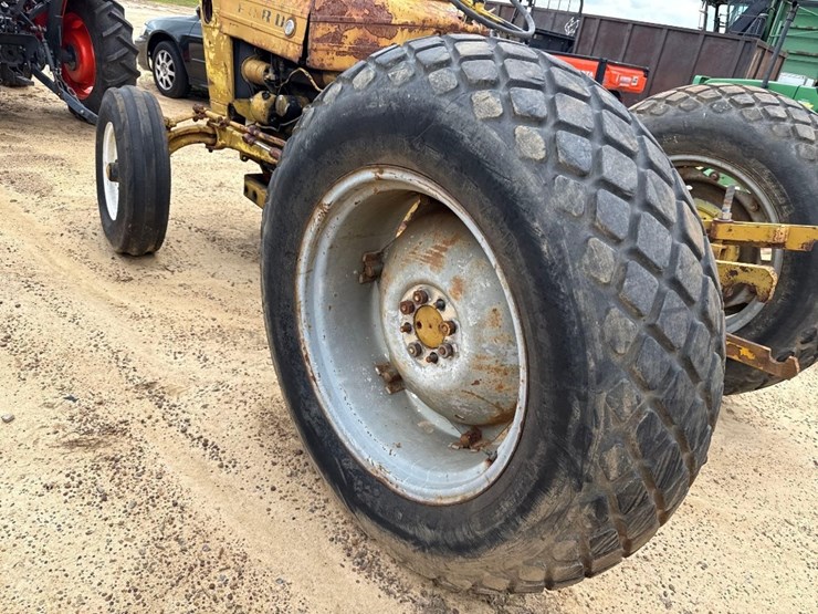 ford-3400-image-8