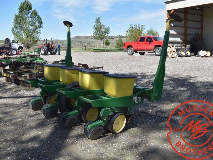 john-deere-30-image-5