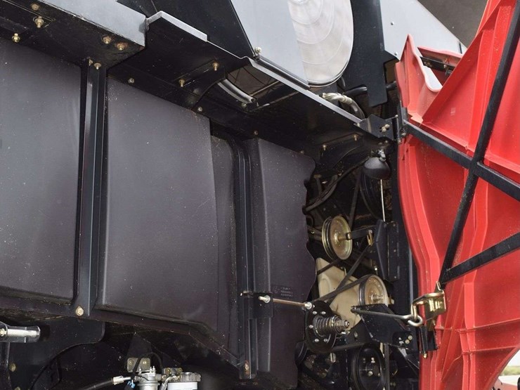 2005-case-ih-8010-image-43