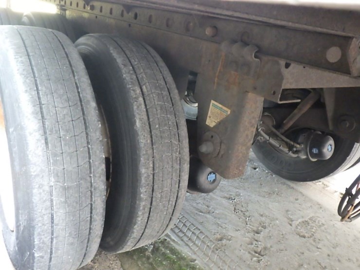 2005-utility-4000d-x-image-13