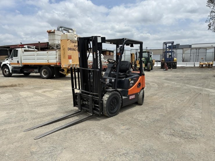 2008-doosan-g25p-5-image-1