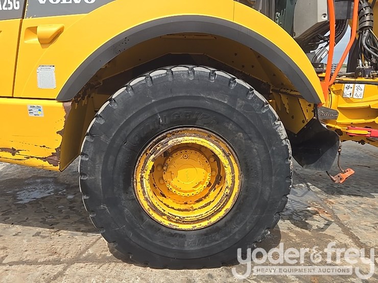 2020-volvo-a25g-image-10