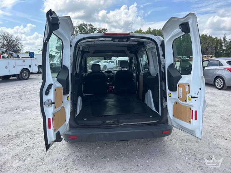 2015-ford-transit-connect-image-26