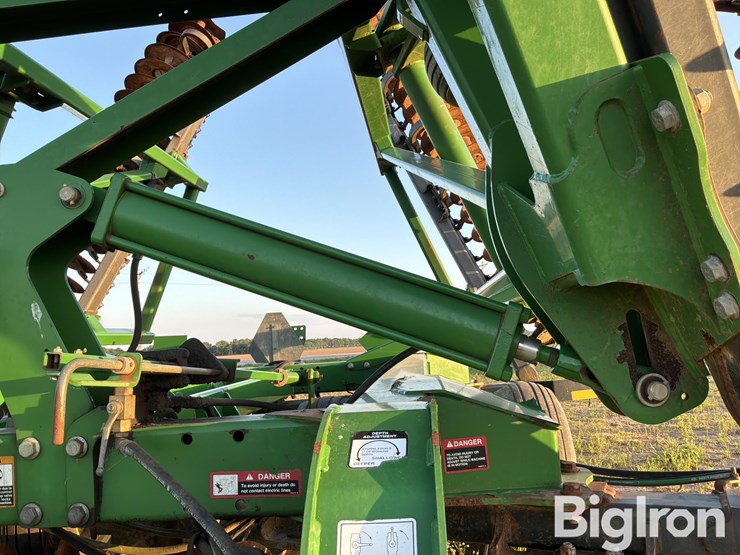 2014-john-deere-2620-image-16