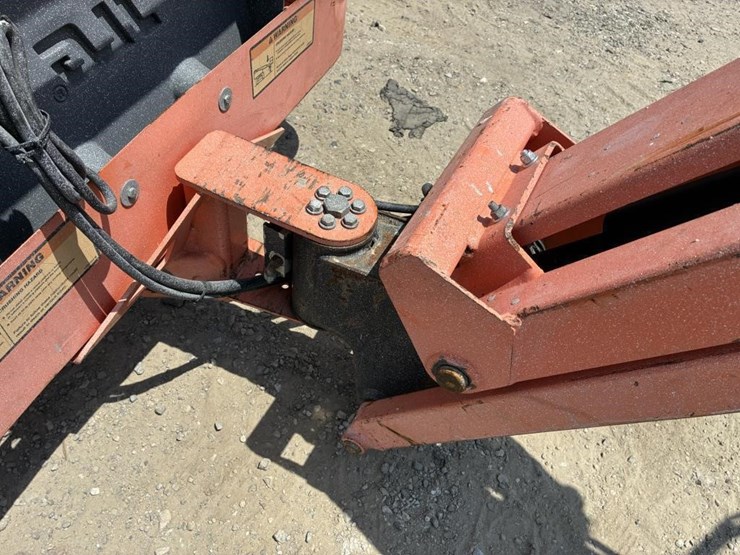 2011-jlg-e400ajpn-image-16