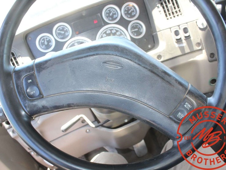 2006-sterling-l9500-image-53
