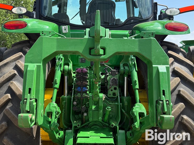 2012-john-deere-8285r-image-14