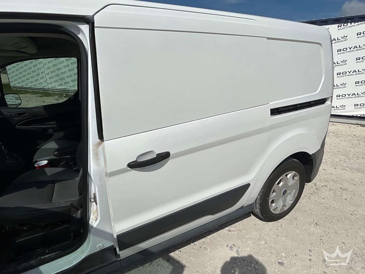 2015-ford-transit-connect-image-21