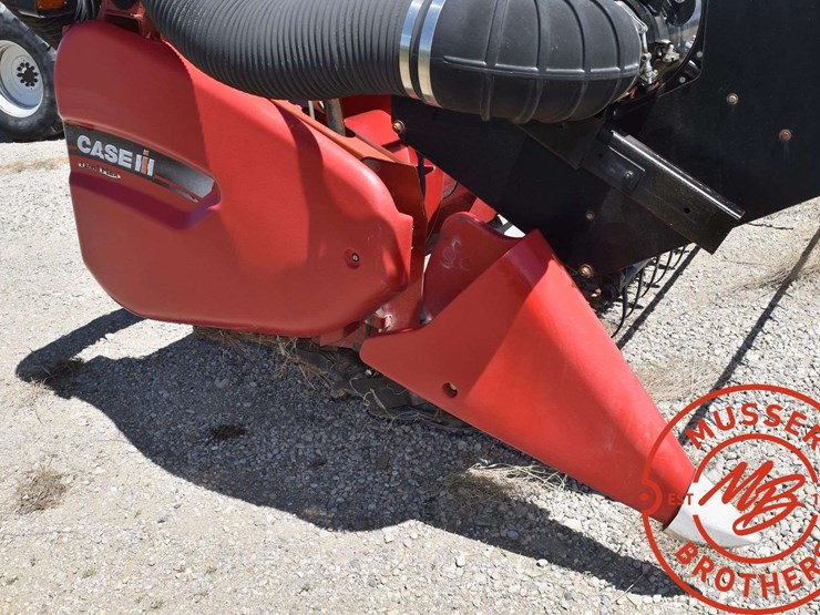 2011-case-ih-3020-image-19