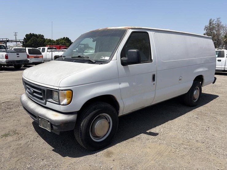 2003-ford-e350-sd-image-1