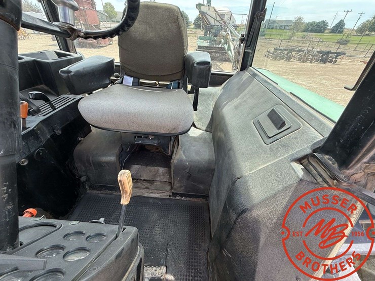 1975-john-deere-4030-image-16