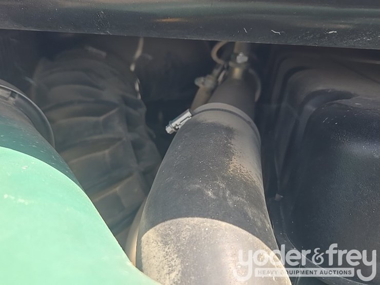 2023-volvo-a25g-image-39