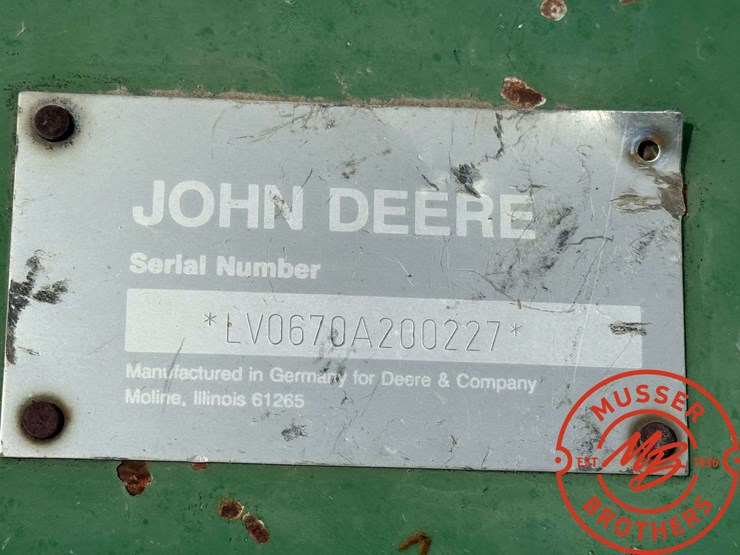 john-deere-72-image-5
