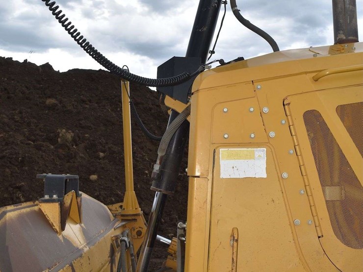 2010-caterpillar-d7e-image-19