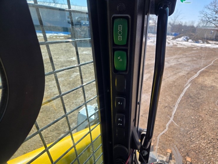 2024-wacker-neuson-st50-image-53